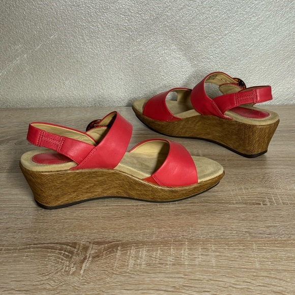 Dansko Adele Nappa Coral Leather Size 38 US 7.5 Wedge Buckle Slingback Sandals - Picture 5 of 13